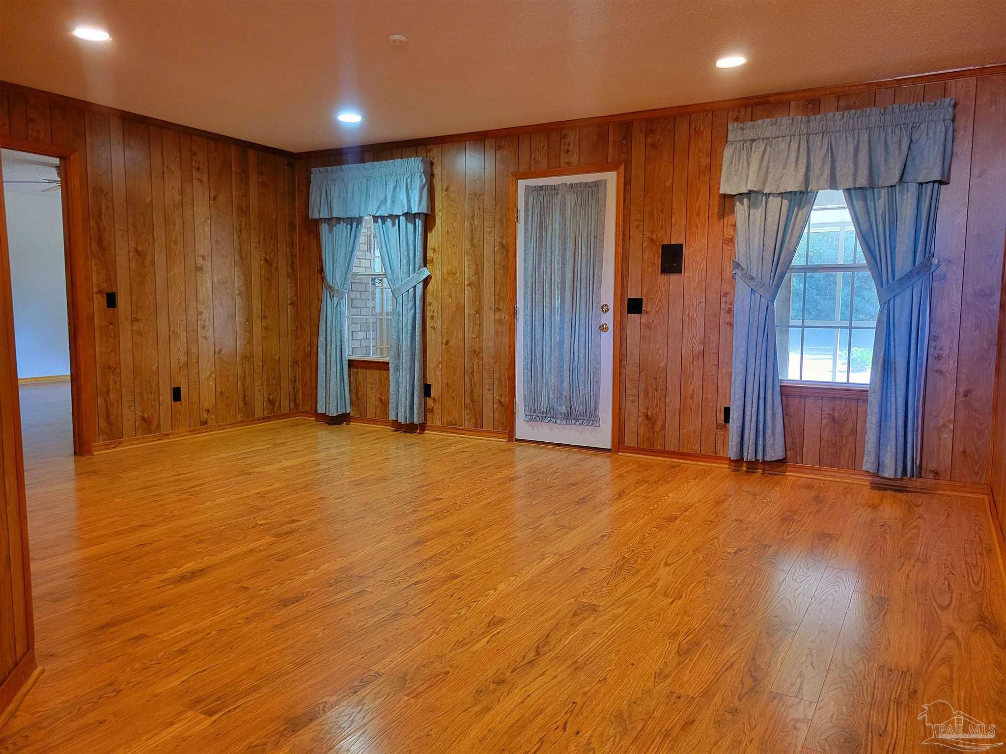 9336 Bell Ridge Drive Pensacola, FL 32526 - Photo 6 of 27