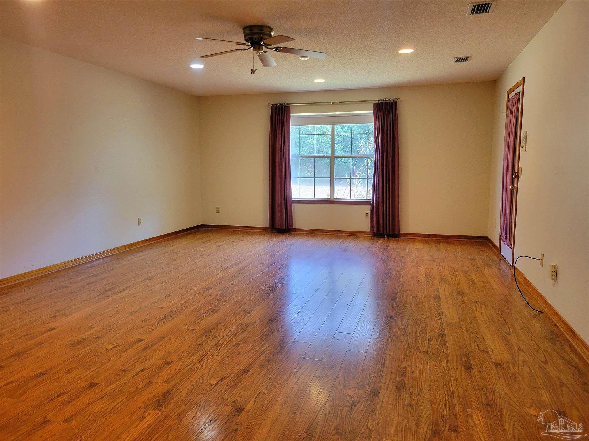 9336 Bell Ridge Drive Pensacola, FL 32526 - Photo 8 of 27