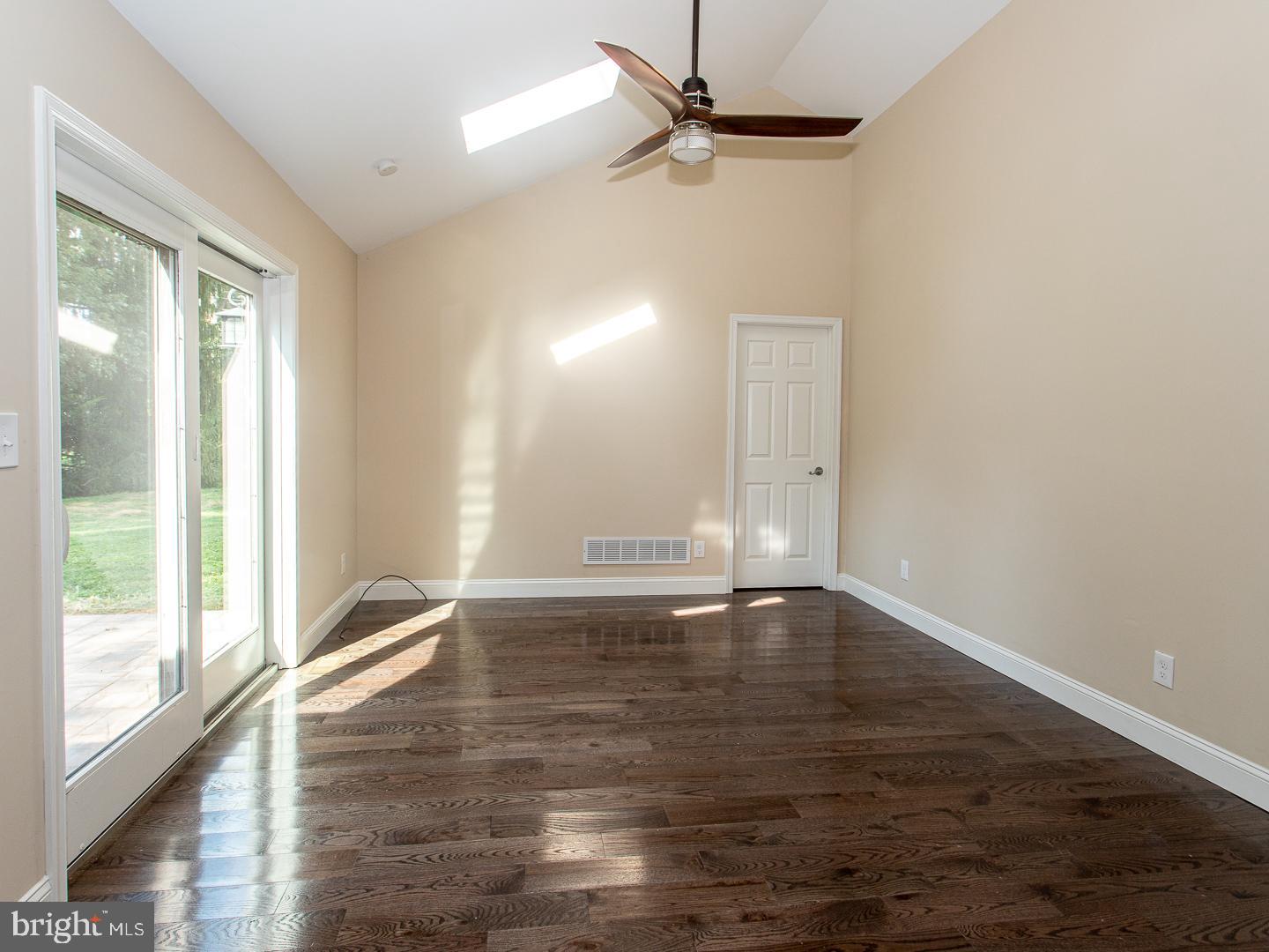5 Owl Road Audubon, PA 19403 - Photo 13 of 32 High Ceilings & 2 Skylights in the Living Area