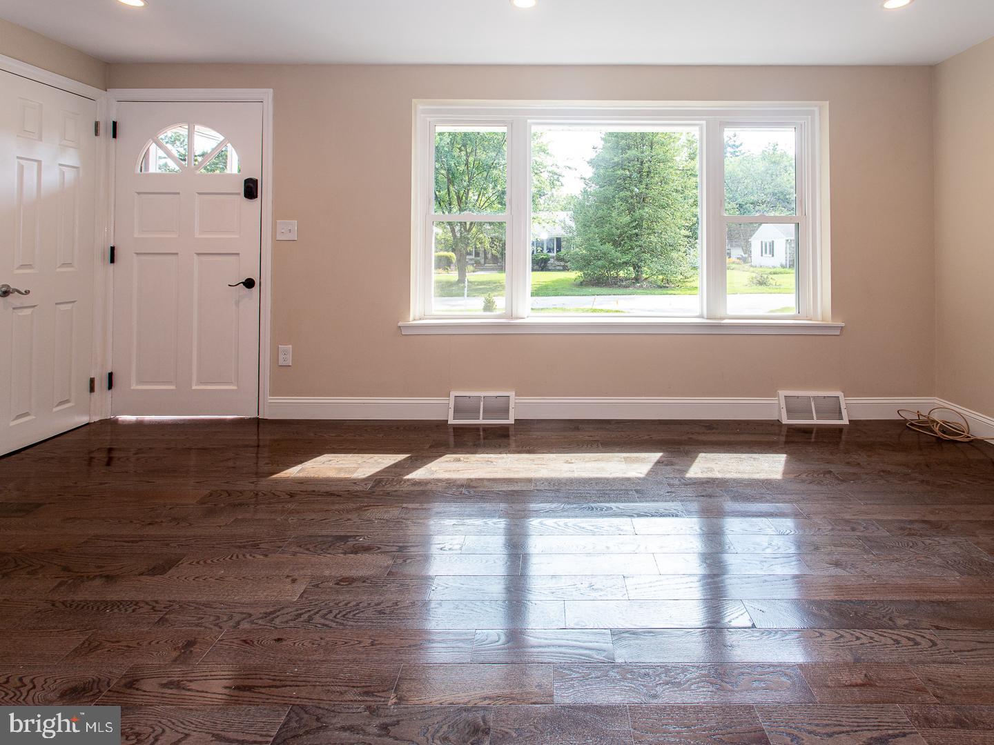 5 Owl Road Audubon, PA 19403 - Photo 4 of 32 Front Room with Oversized Window for Ample Light