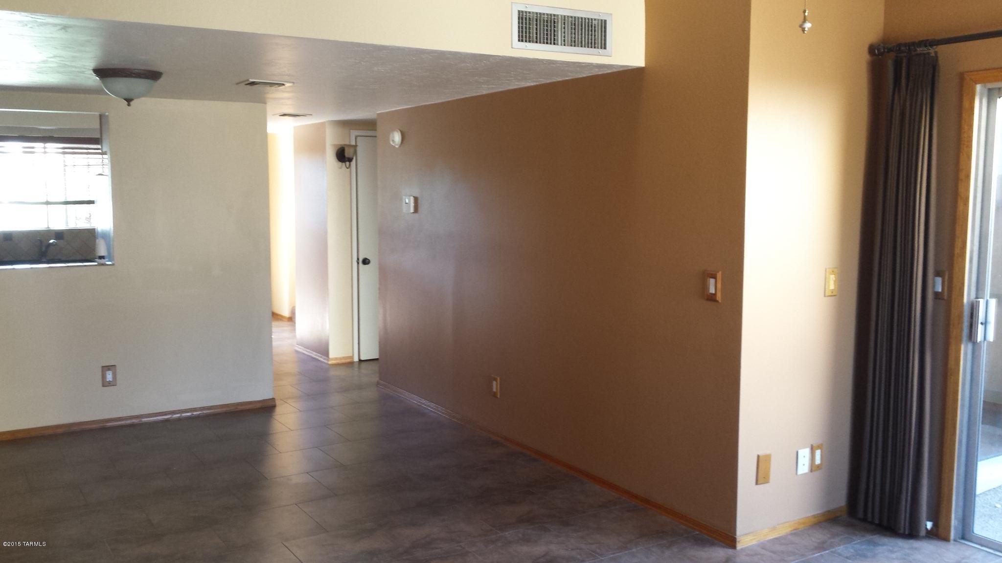 3750 North Country Club Road, Unit 71 Tucson, AZ 85716 - Photo 5 of 29
