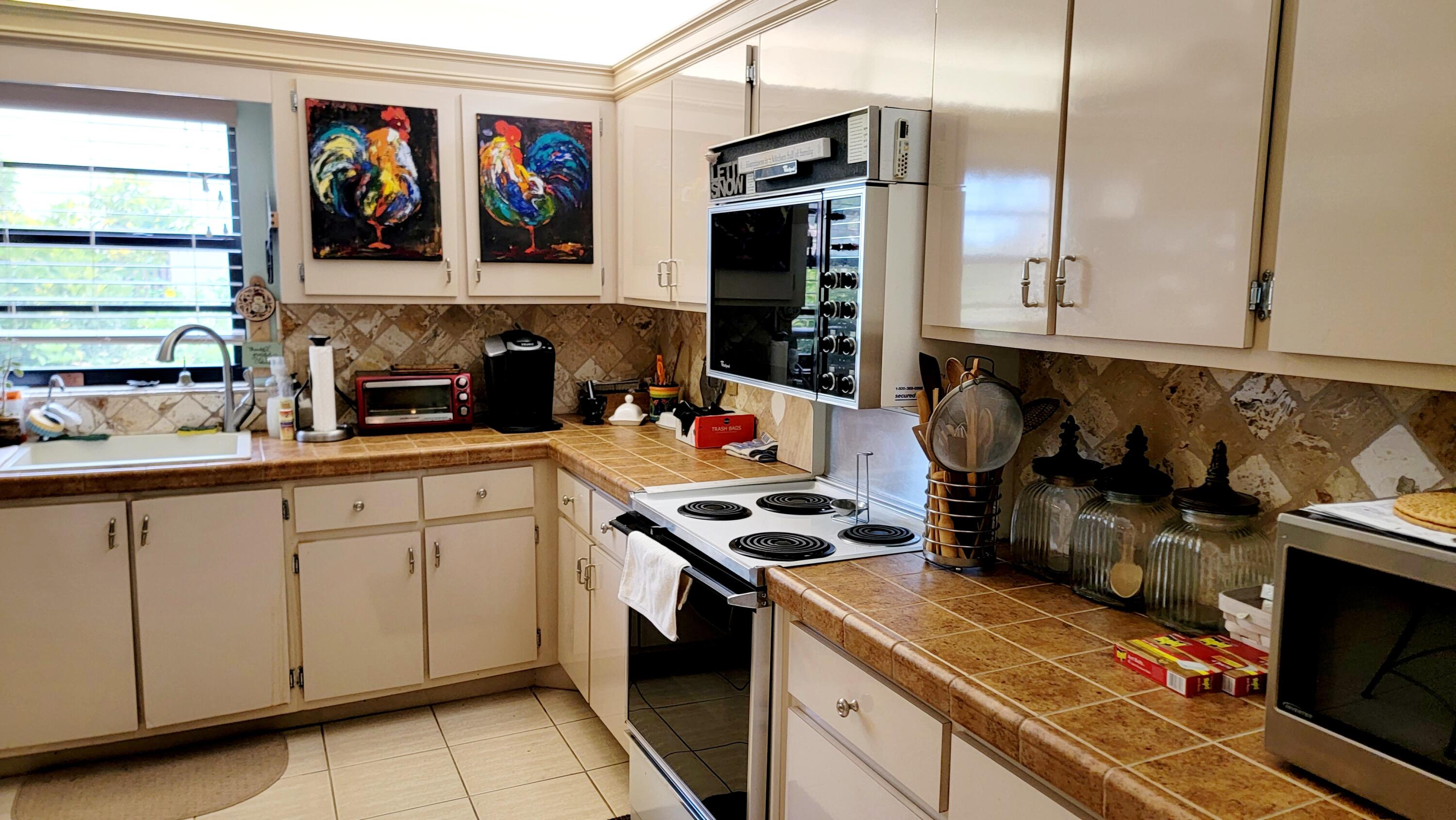 21685 Arriba Real, Unit 23A Boca Raton, FL 33433 - Photo 9 of 27 27