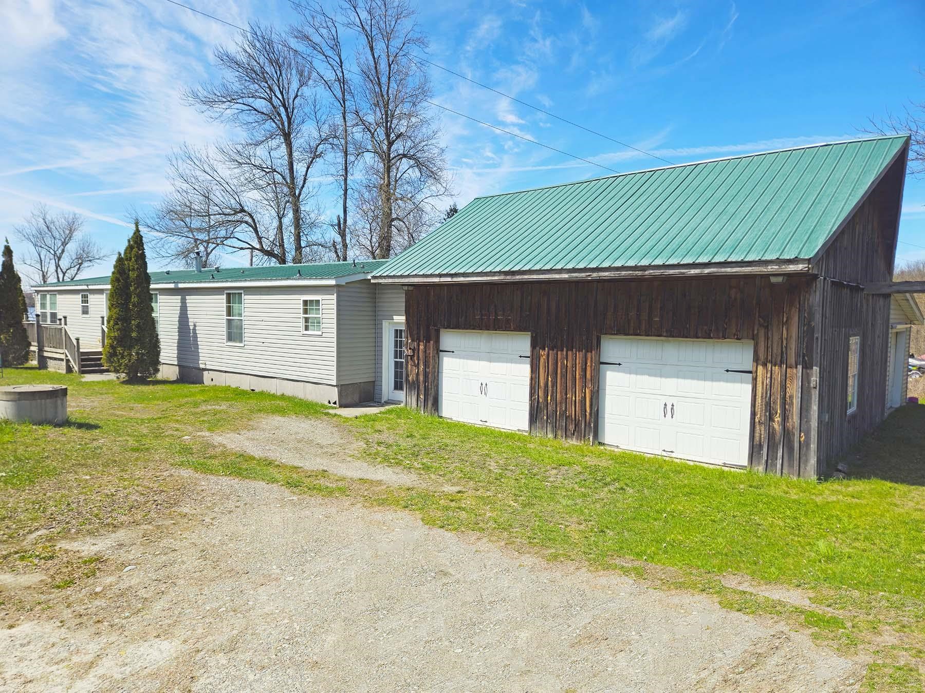 427 Dewing Road Franklin, VT 05457 - Photo 25 of 35