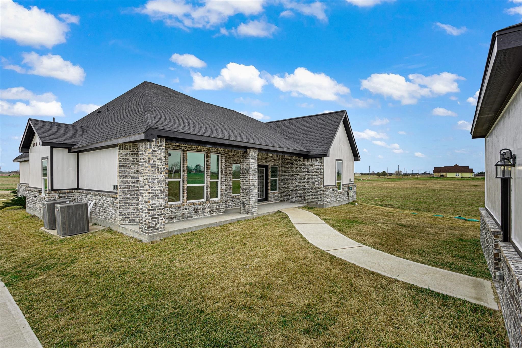 395 Brahman Trail Angleton, TX 77515 - Photo 22 of 31