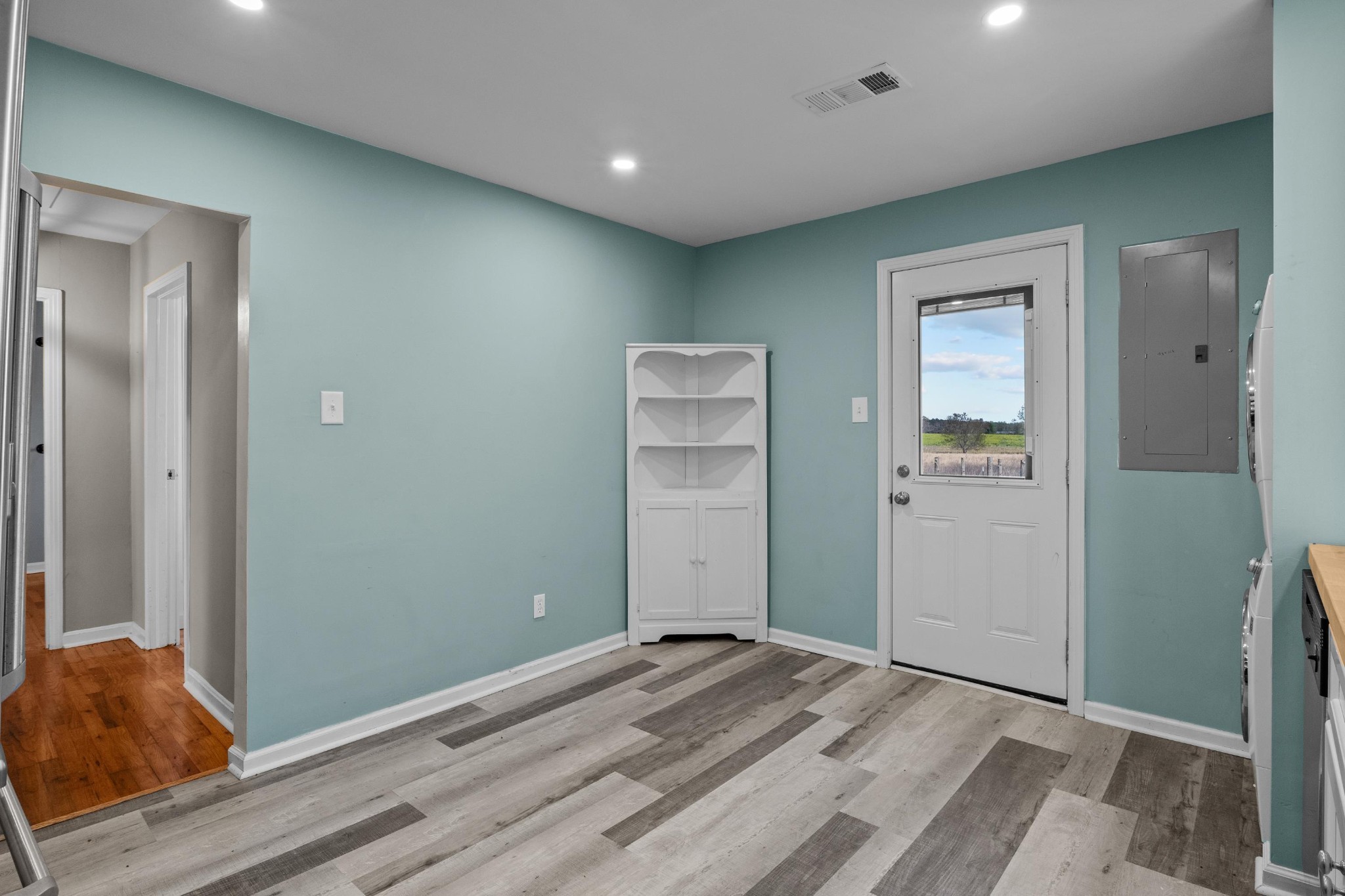 2581 Liverpool Road Woodlawn, TN 37191 - Photo 10 of 24 Gallery Image 10