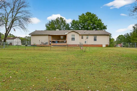 a house view with a outdoor space