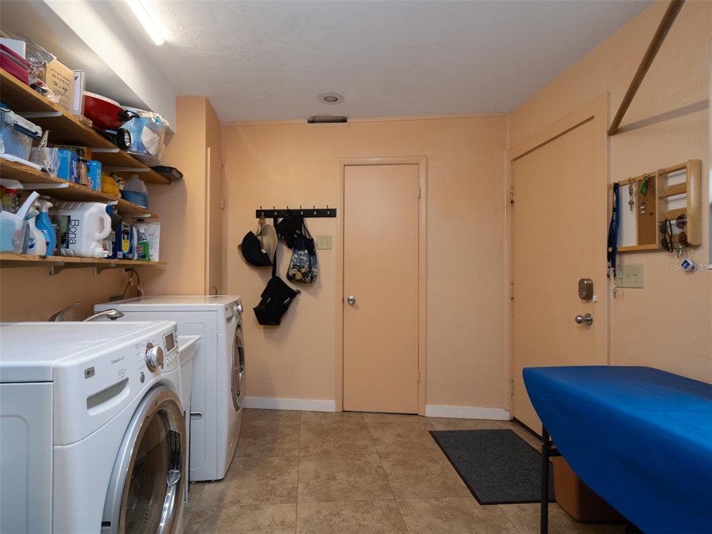 222 Southwest 27th Street Gainesville, FL 32607 - Photo 20 of 51 Gallery Image 20
