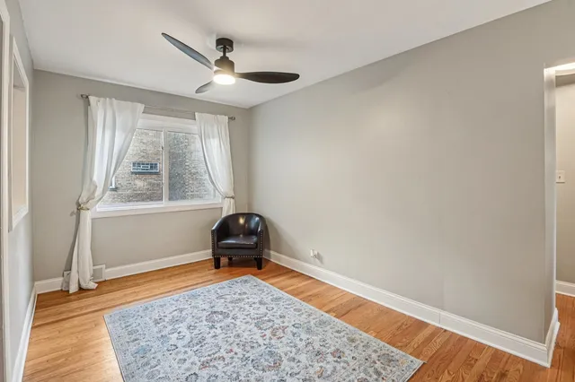 $220,000 | 2444 West Berwyn Avenue, Unit 1N, Chicago, IL 60625