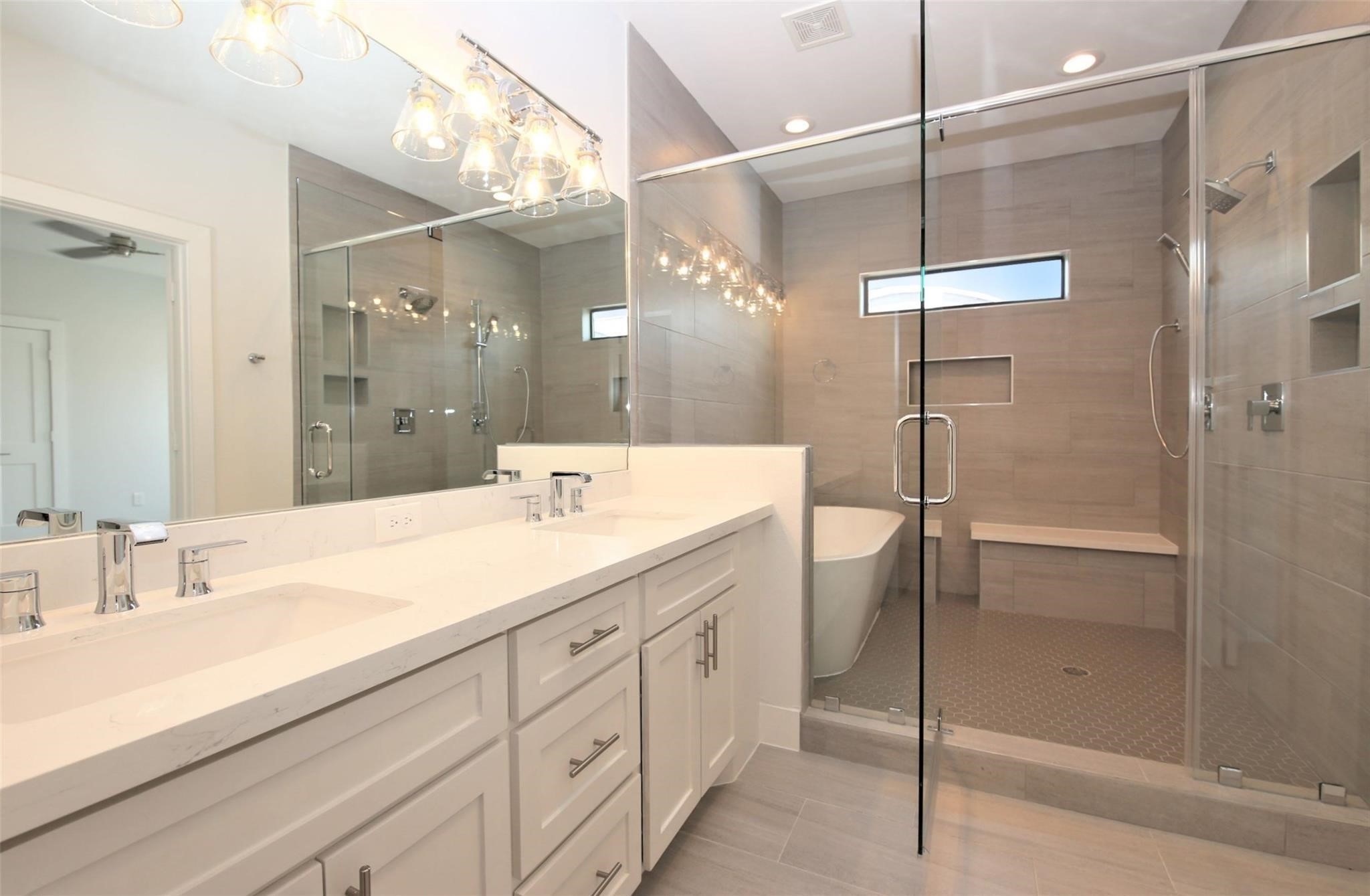 816 West 22nd Street Houston, TX 77008 - Photo 10 of 19