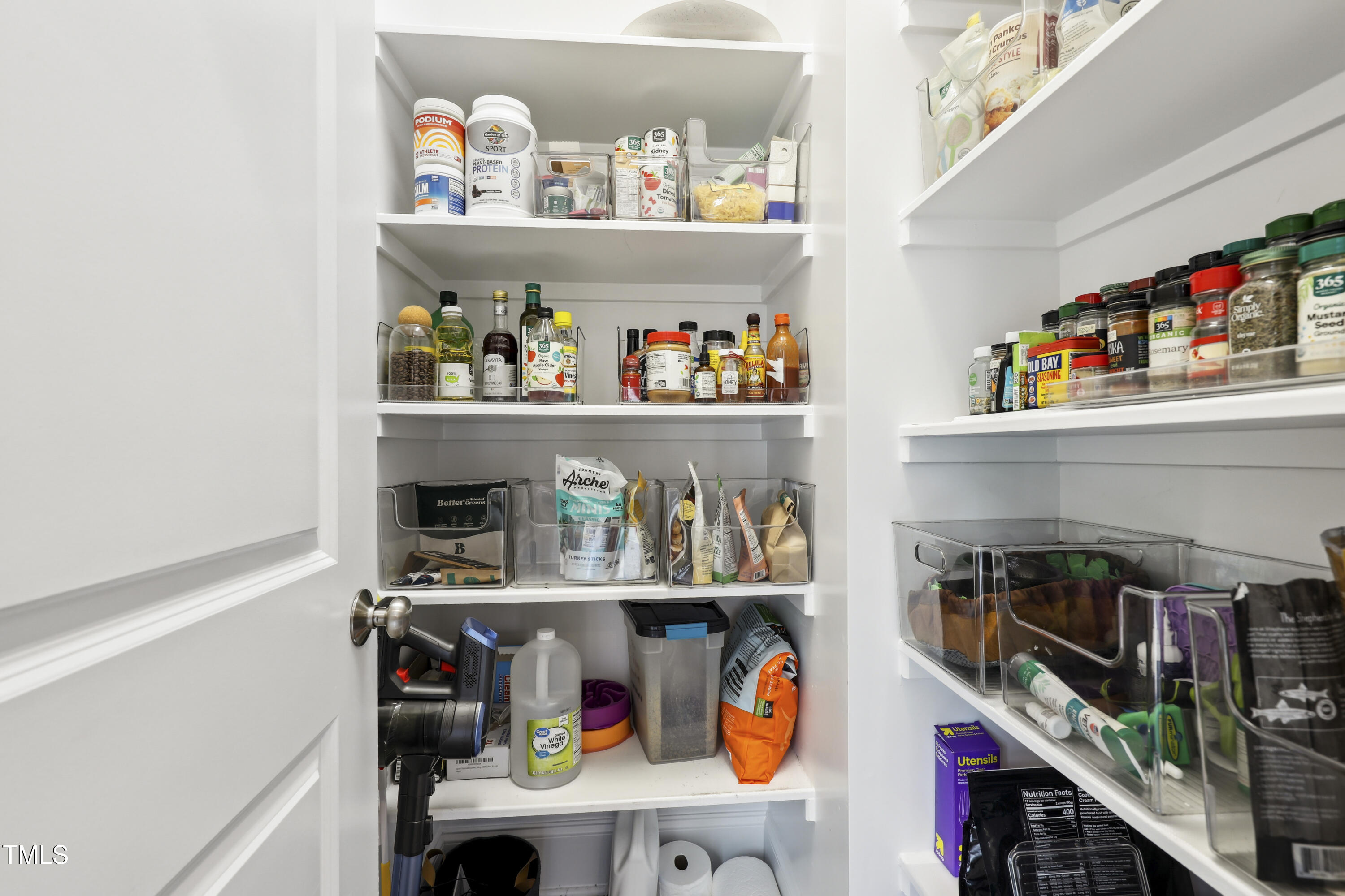 1602 Bowery Drive Raleigh, NC 27607 - Photo 12 of 34 13