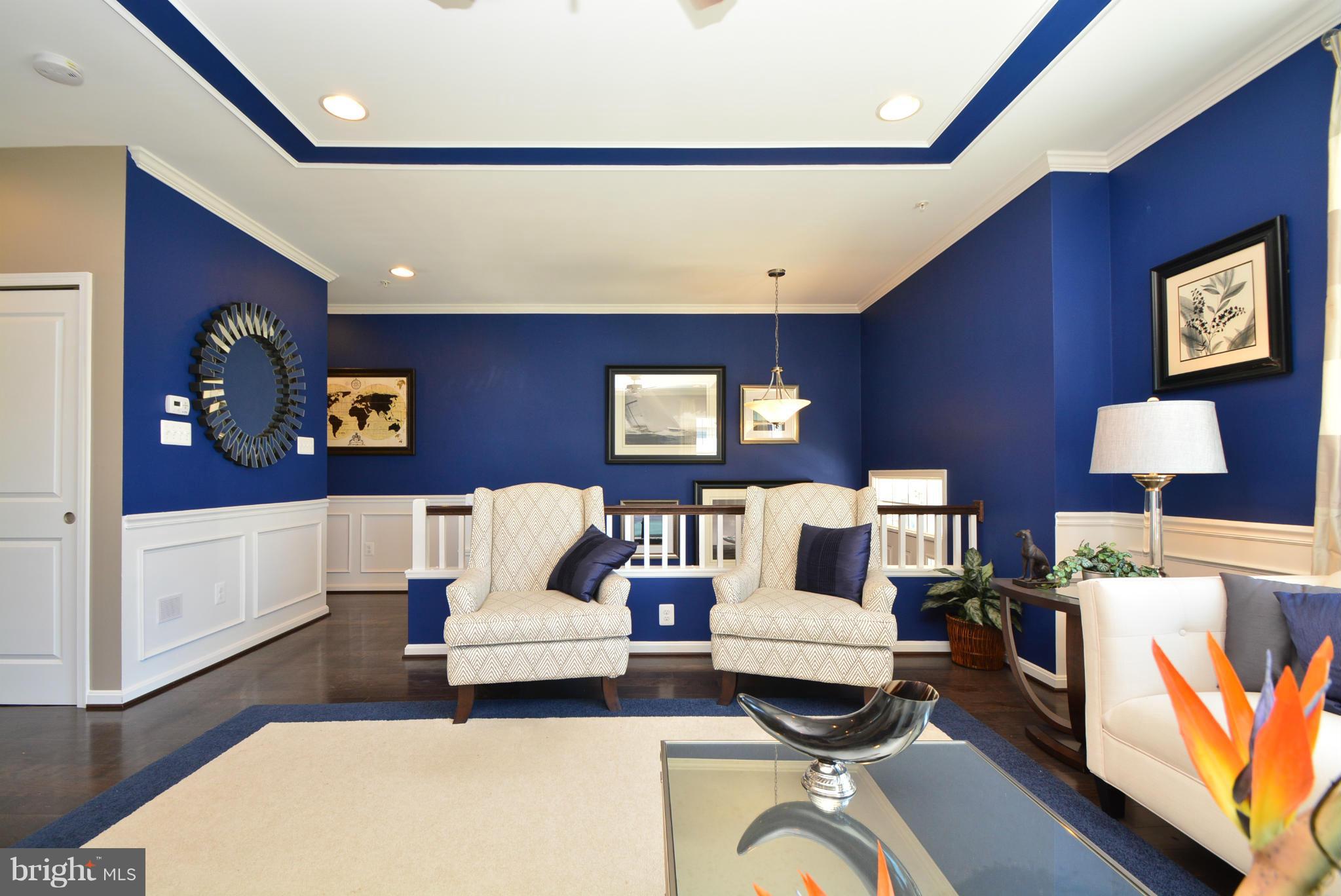 2021 Case Road Baltimore, MD 21222 - Photo 5 of 30 Living Room