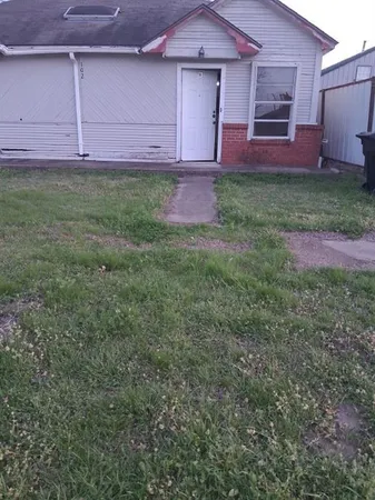 $850 | 120 West Heron Street, Unit 102, Denison, TX 75021