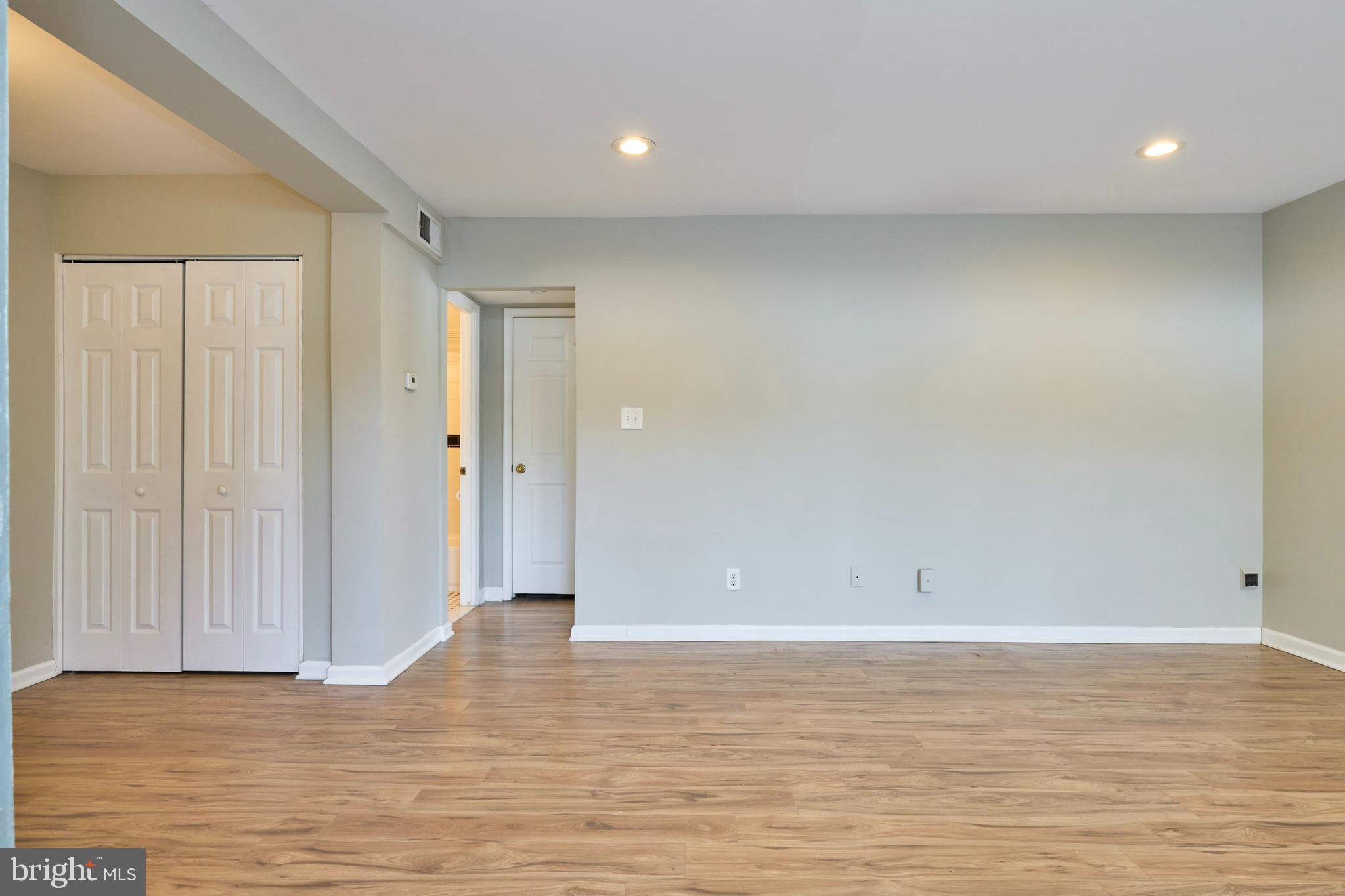 156 Haycock Road, Unit A6 Falls Church, VA 22046 - Photo 4 of 32 a view of an empty room