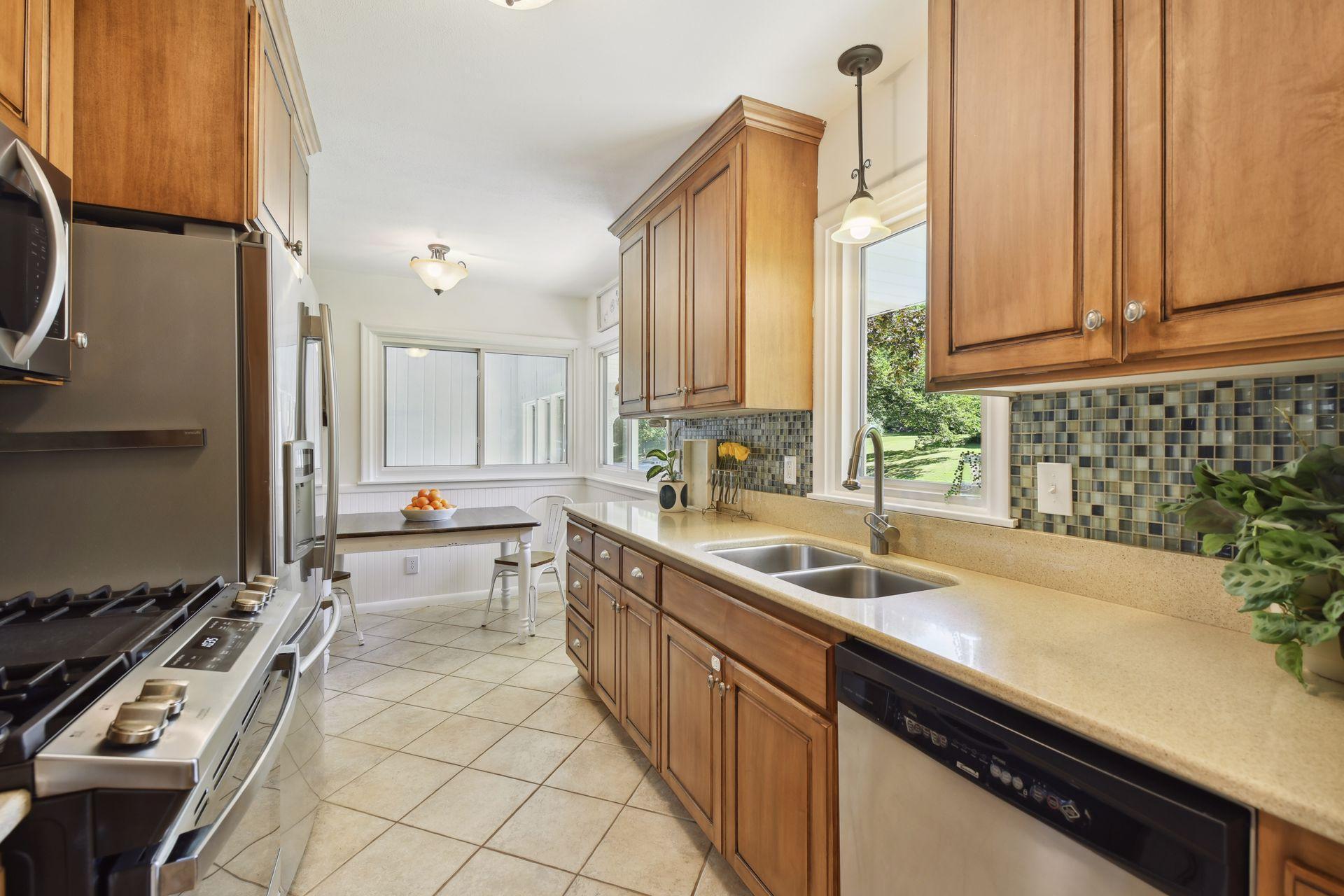 5240 Birch Road Minnetonka, MN 55345 - Photo 13 of 40