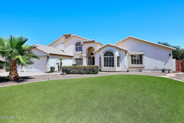 $949,900 | 1069 North Poinciana Road, Gilbert, AZ 85234