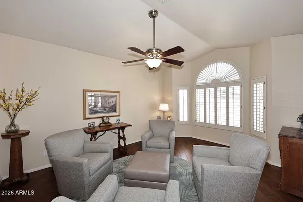 $949,900 | 1069 North Poinciana Road, Gilbert, AZ 85234