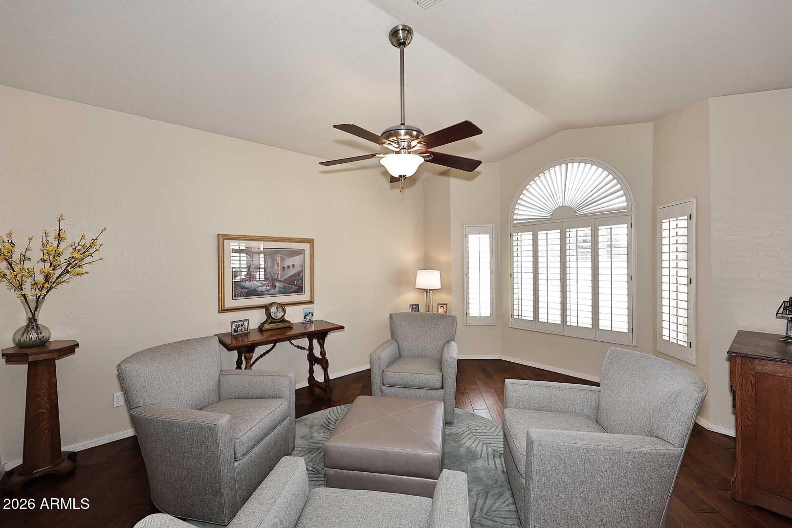1069 North Poinciana Road Gilbert, AZ 85234 - Photo 12 of 62 Living Room