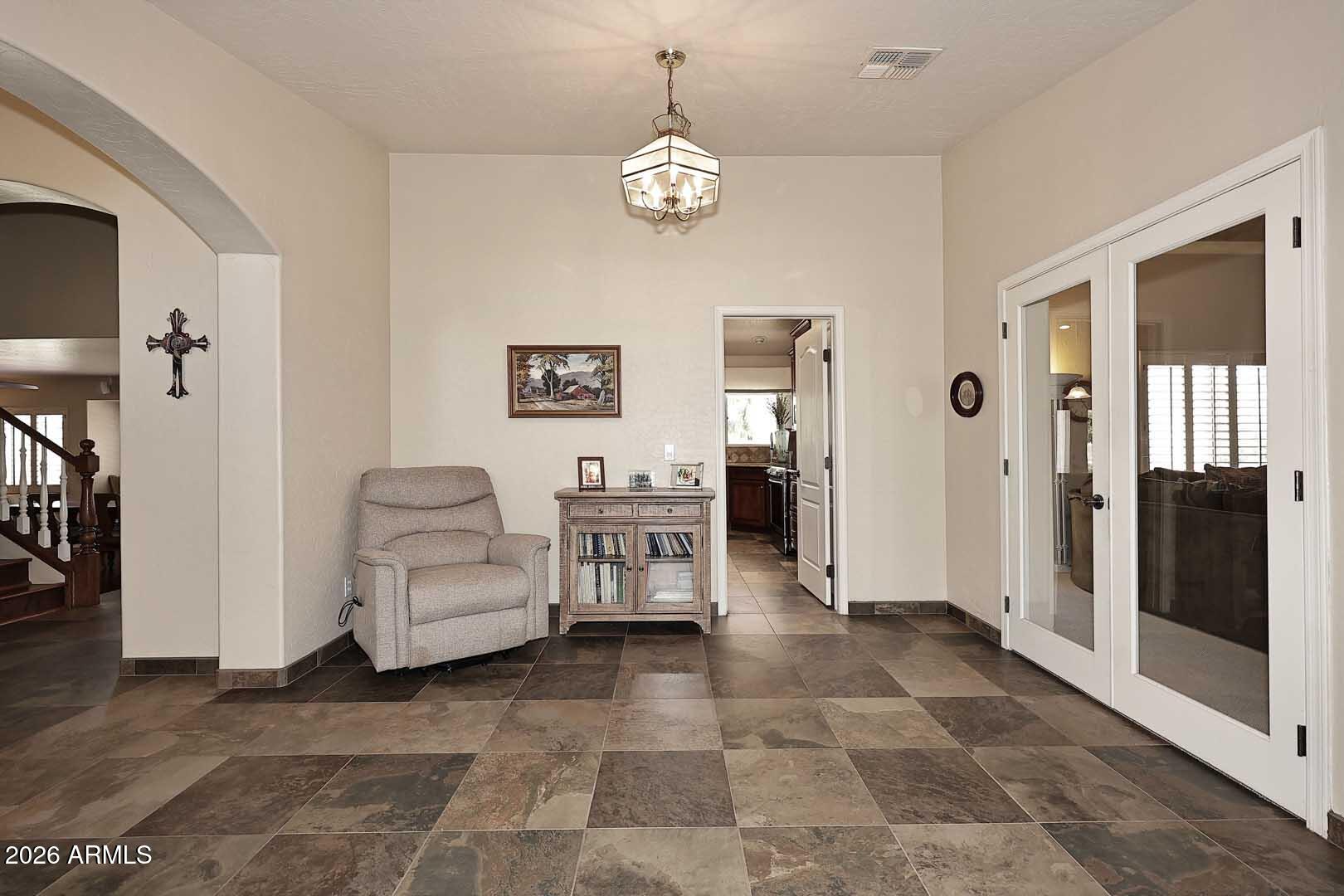 1069 North Poinciana Road Gilbert, AZ 85234 - Photo 15 of 62 Dining Room