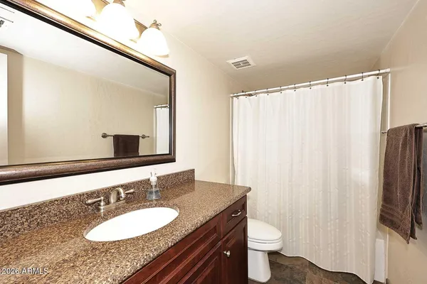 $949,900 | 1069 North Poinciana Road, Gilbert, AZ 85234