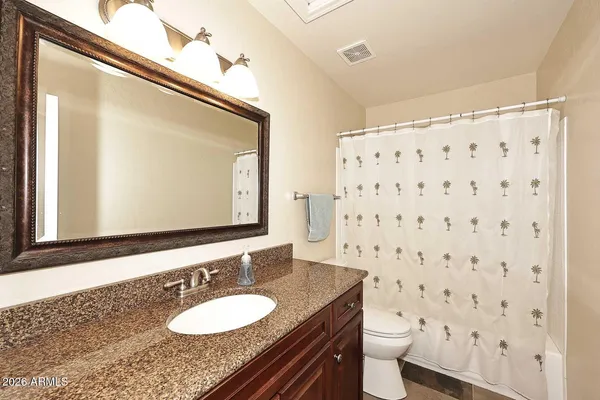 $949,900 | 1069 North Poinciana Road, Gilbert, AZ 85234