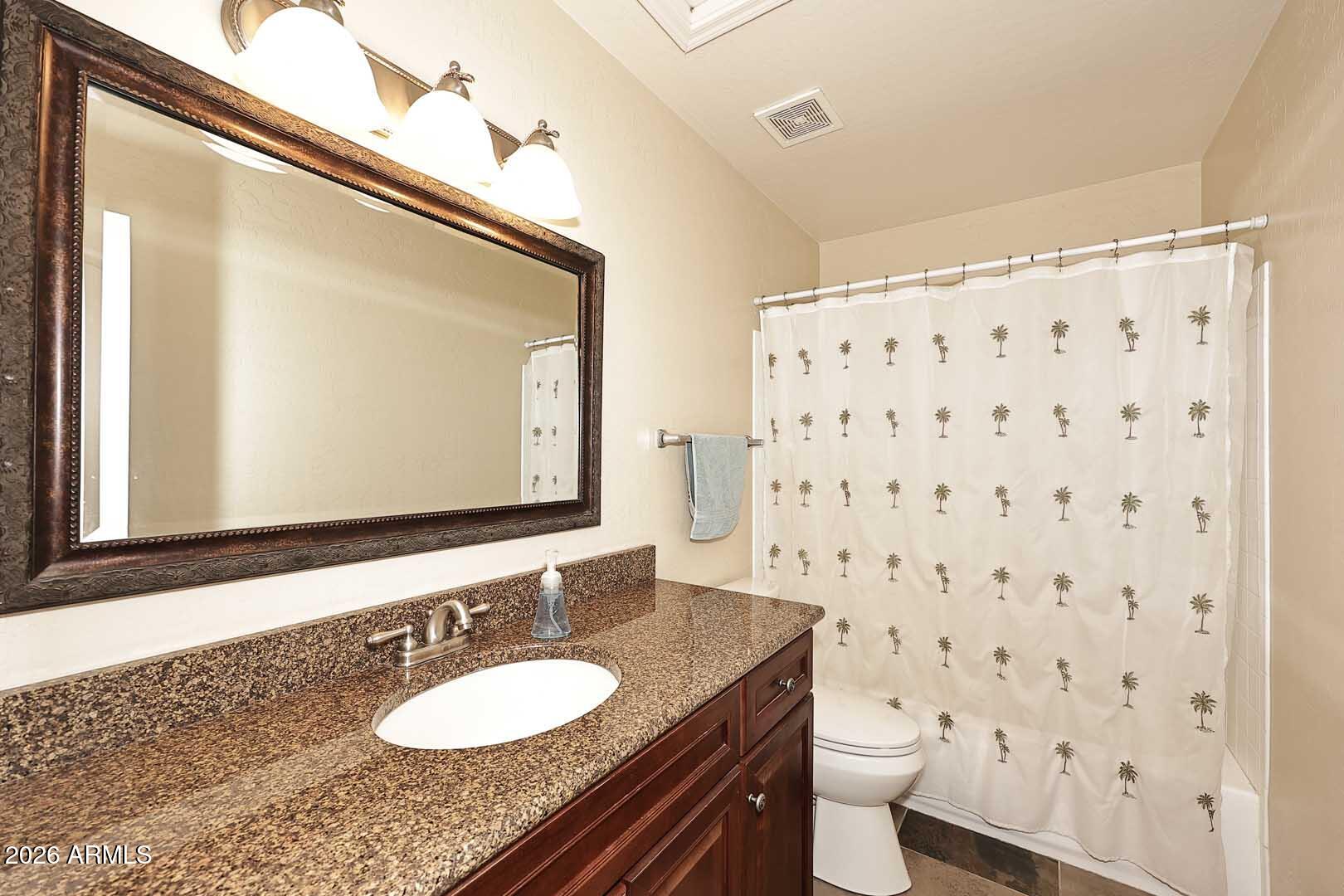 1069 North Poinciana Road Gilbert, AZ 85234 - Photo 38 of 62 2nd Hall Bath