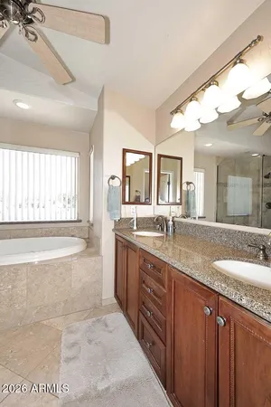 $949,900 | 1069 North Poinciana Road, Gilbert, AZ 85234