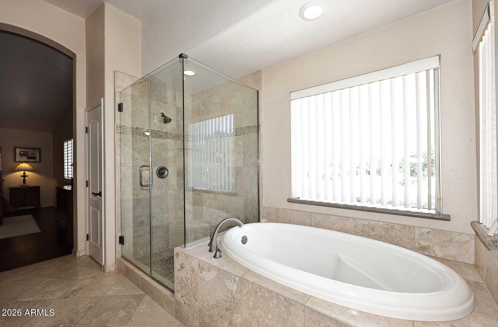 1069 North Poinciana Road Gilbert, AZ 85234 - Photo 42 of 62 Primary Bath-Garden Tub