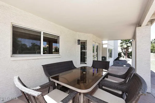 $949,900 | 1069 North Poinciana Road, Gilbert, AZ 85234