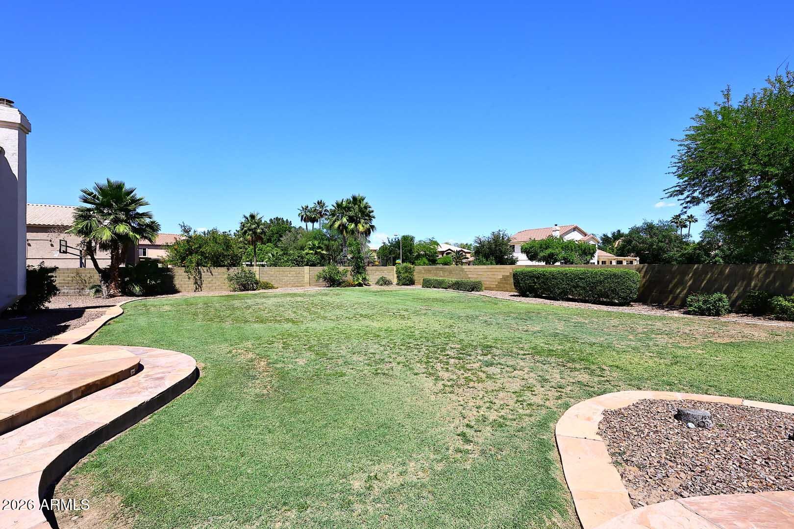 1069 North Poinciana Road Gilbert, AZ 85234 - Photo 52 of 62 Grass Area