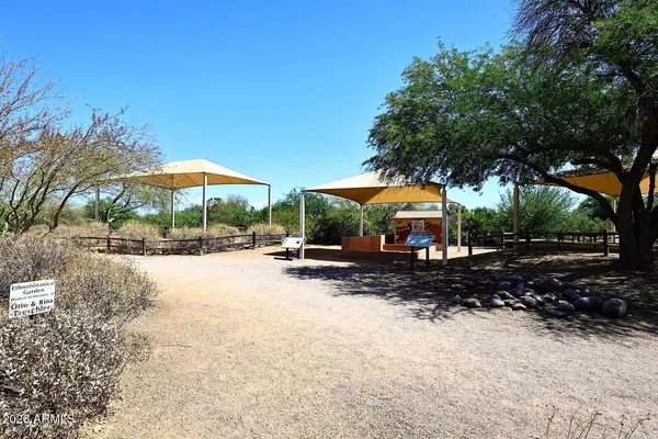 $949,900 | 1069 North Poinciana Road, Gilbert, AZ 85234