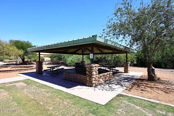 $949,900 | 1069 North Poinciana Road, Gilbert, AZ 85234