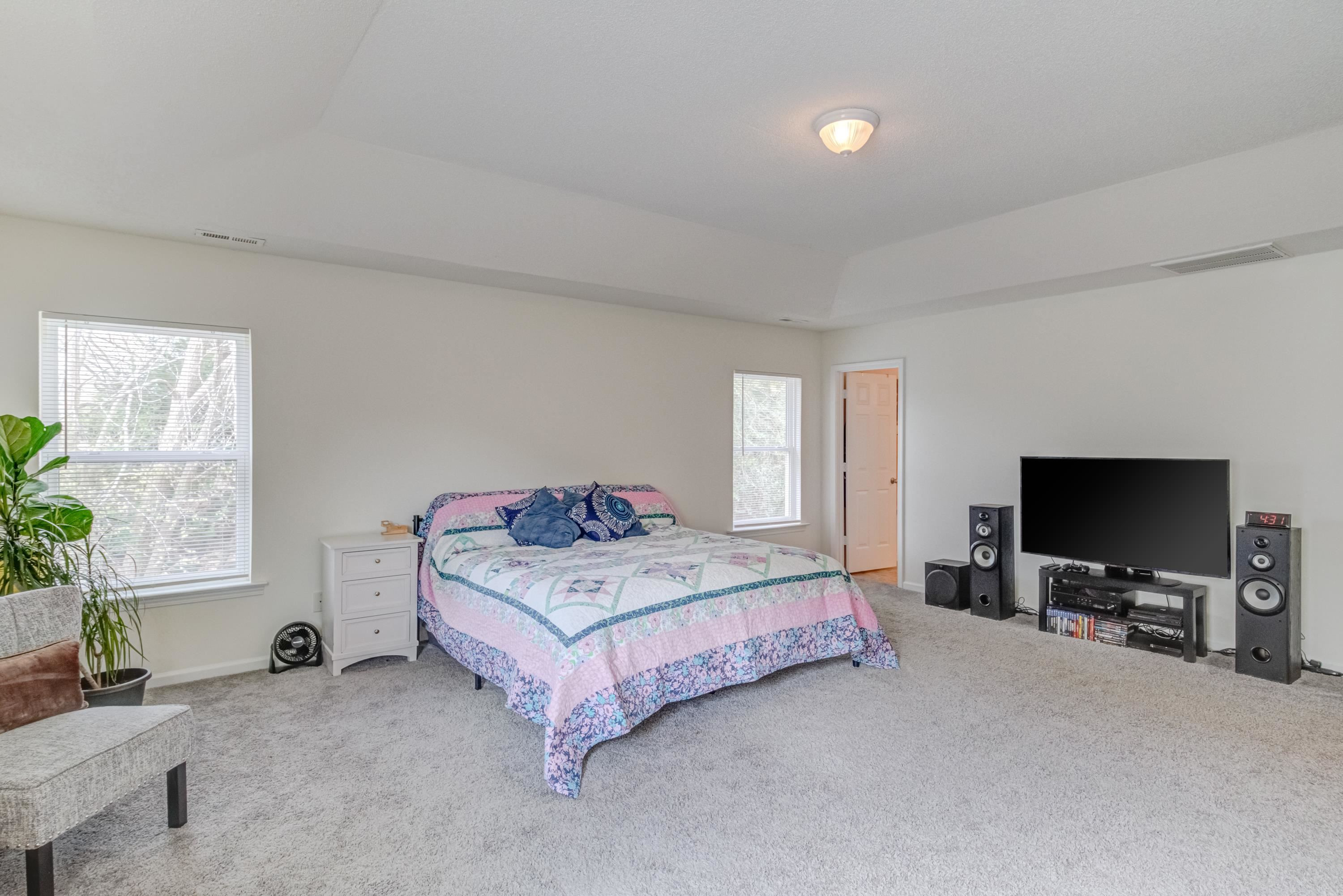 2832 Roundleaf Court Raleigh, NC 27604 - Photo 15 of 28 Master Suite