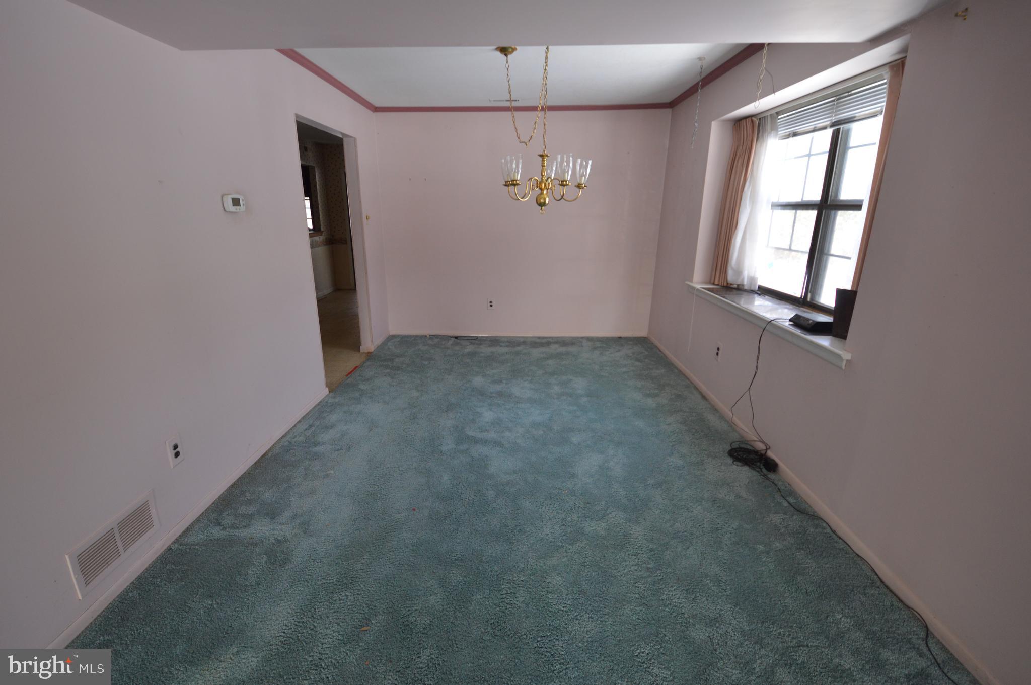 188 Stratton Lane Mount Laurel, NJ 08054 - Photo 6 of 11 Gallery Image 6