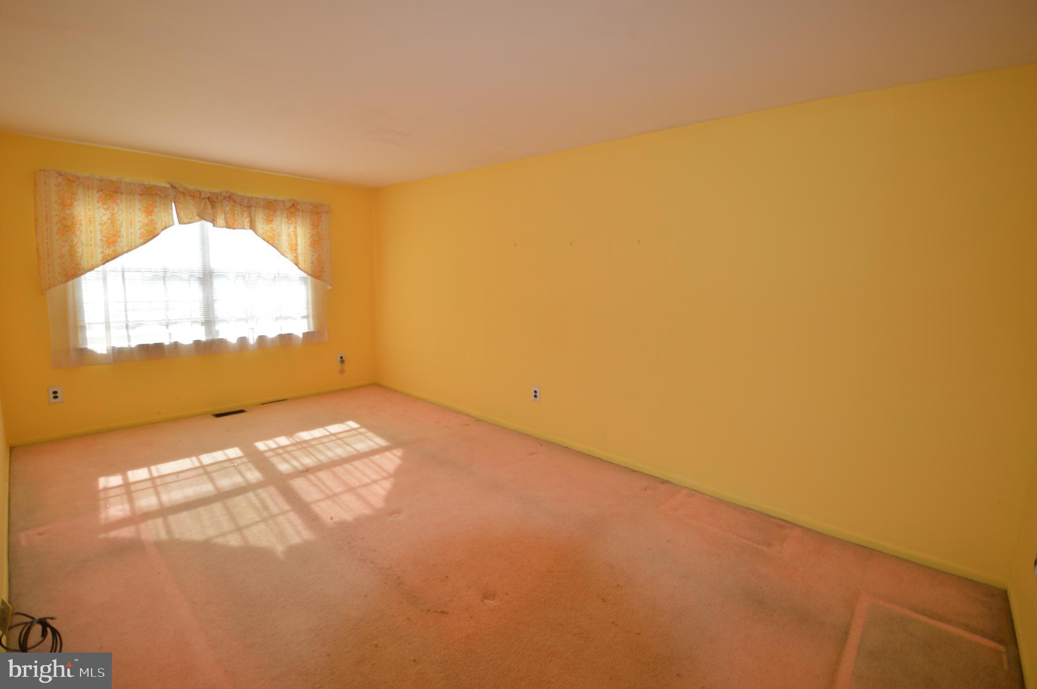 188 Stratton Lane Mount Laurel, NJ 08054 - Photo 8 of 11 Gallery Image 8