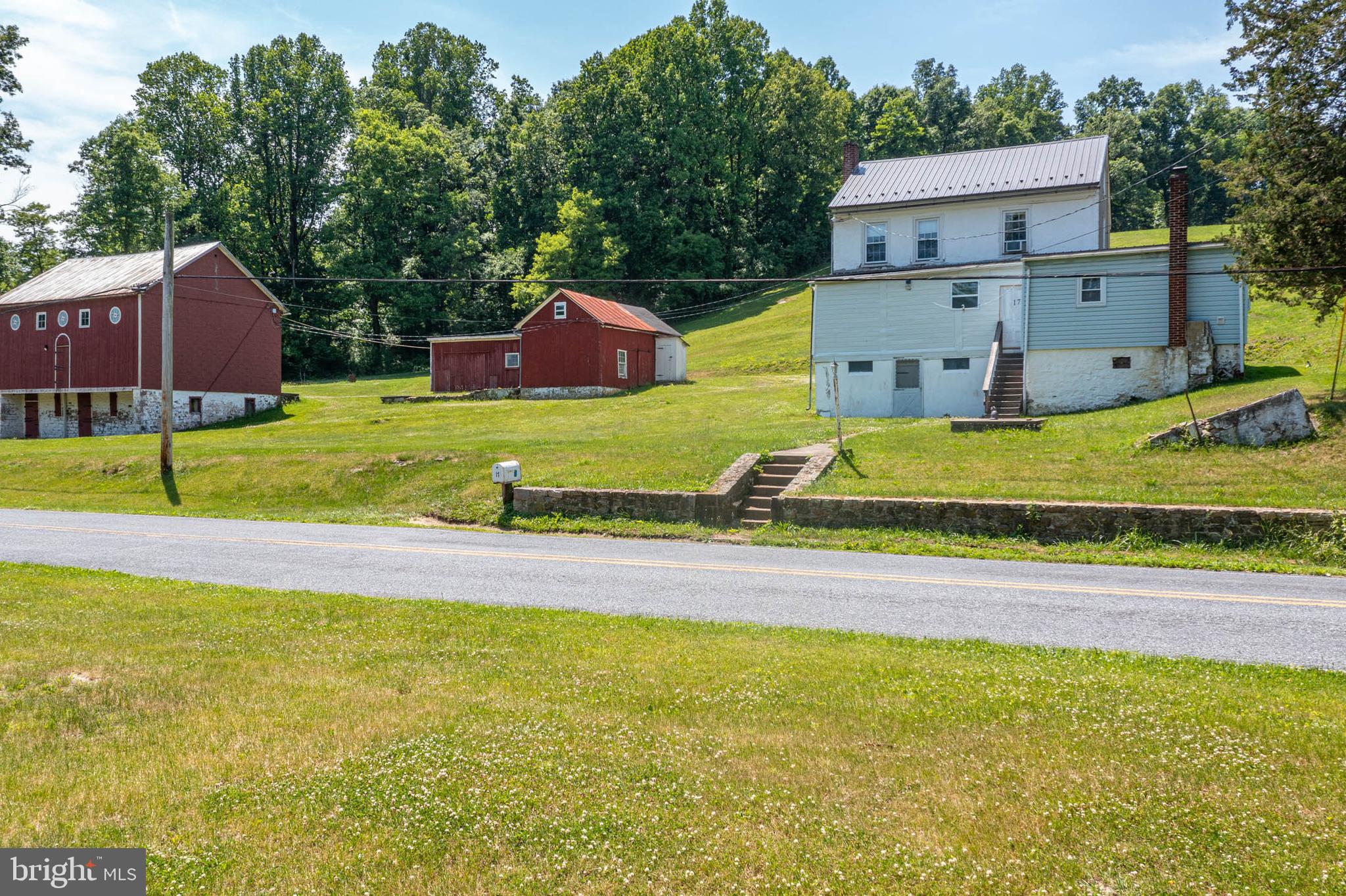 17 Kutz Road Fleetwood, PA 19522 - Photo 27 of 35