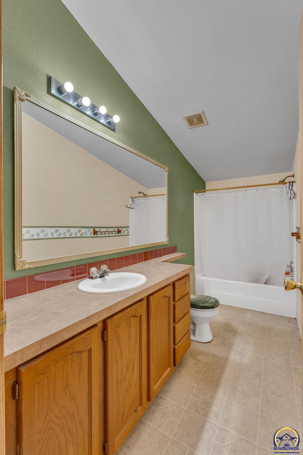 10035 West Lake Road Ozawkie, KS 66070 - Photo 22 of 64 Gallery Image 22
