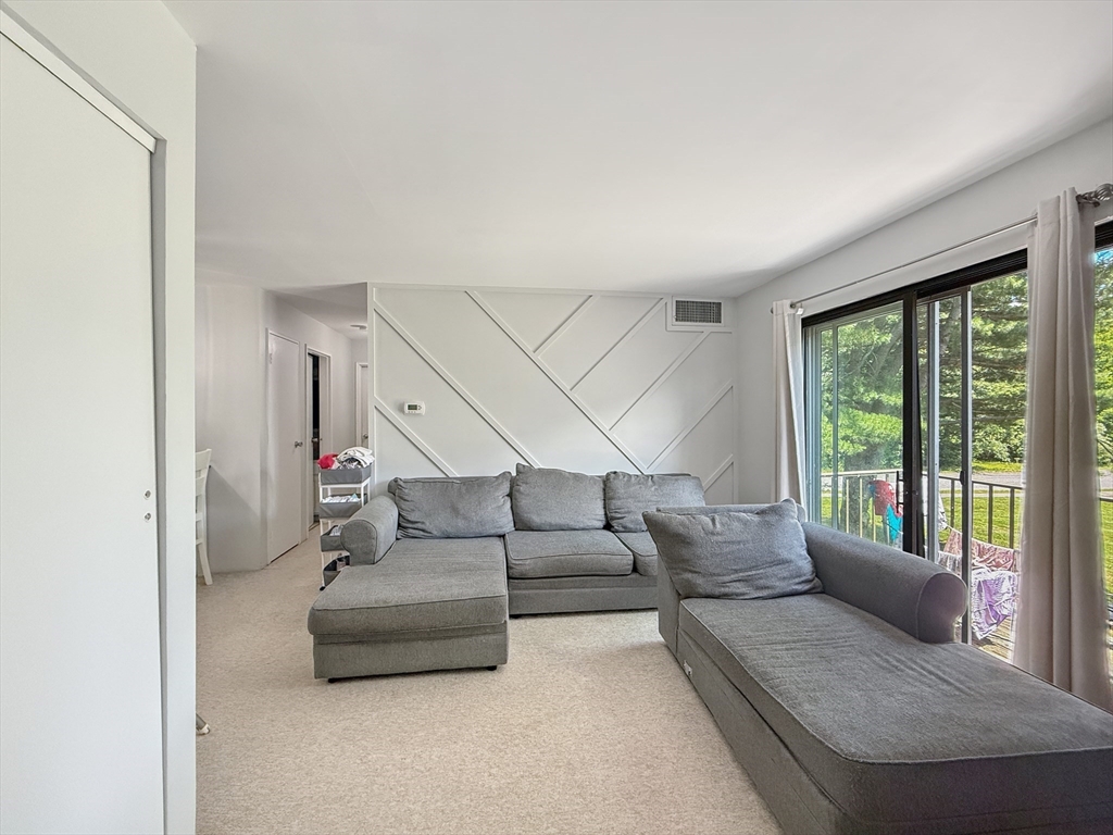 2 Village Way, Unit 6 Natick, MA 01760 - Photo 4 of 20