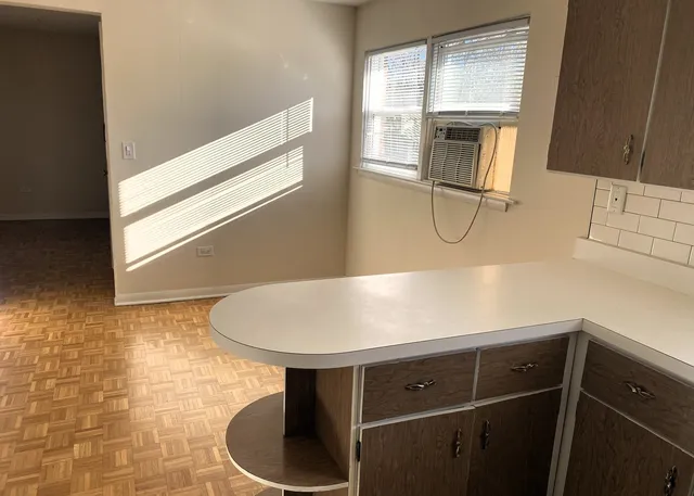 a close view of sink