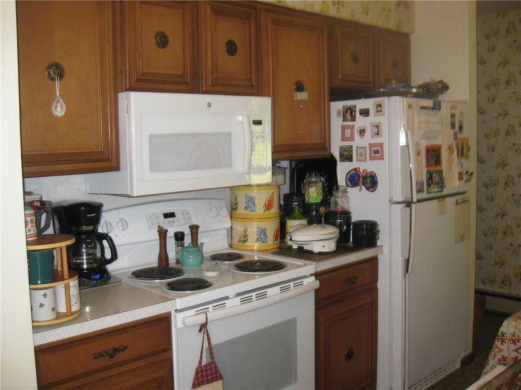 1068 Leesburg Station Road Volant, PA 16156 - Photo 11 of 25 Kitchen