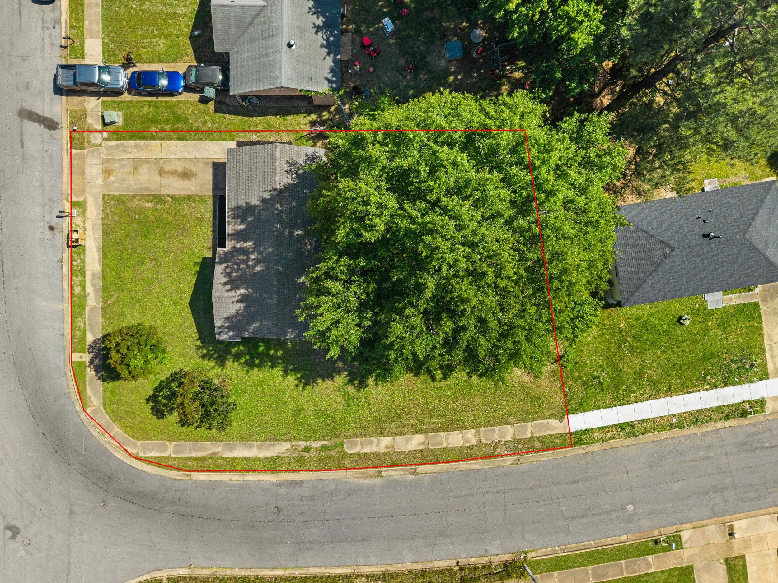 3759 McCain Road Memphis, TN 38109 - Photo 30 of 30 a view of a garden
