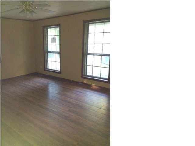 205 Cove Road Fulton, MS 38843 - Photo 2 of 9 living room