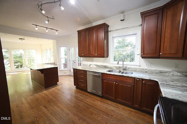 $559,900 | 725 Little Leaf Court, Holly Springs, NC 27540