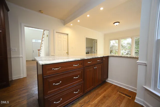 $559,900 | 725 Little Leaf Court, Holly Springs, NC 27540