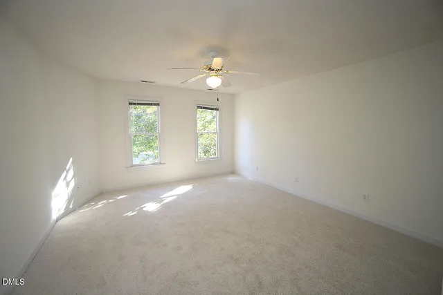 $559,900 | 725 Little Leaf Court, Holly Springs, NC 27540