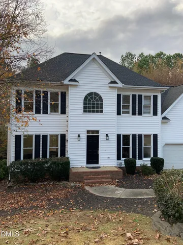 $559,900 | 725 Little Leaf Court, Holly Springs, NC 27540