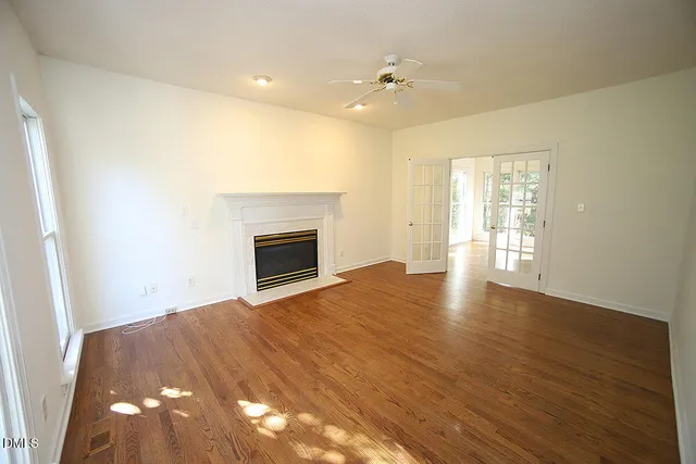 $559,900 | 725 Little Leaf Court, Holly Springs, NC 27540