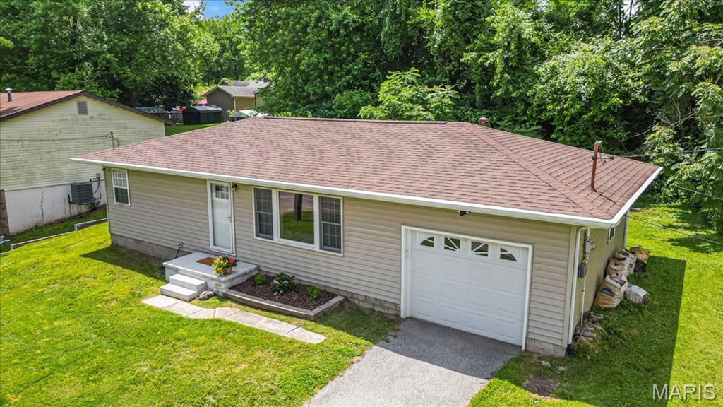 902 Caseyville Road Collinsville, IL 62234 - Photo 18 of 23 Gallery Image 18