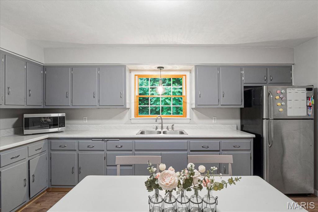902 Caseyville Road Collinsville, IL 62234 - Photo 8 of 23 Gallery Image 8
