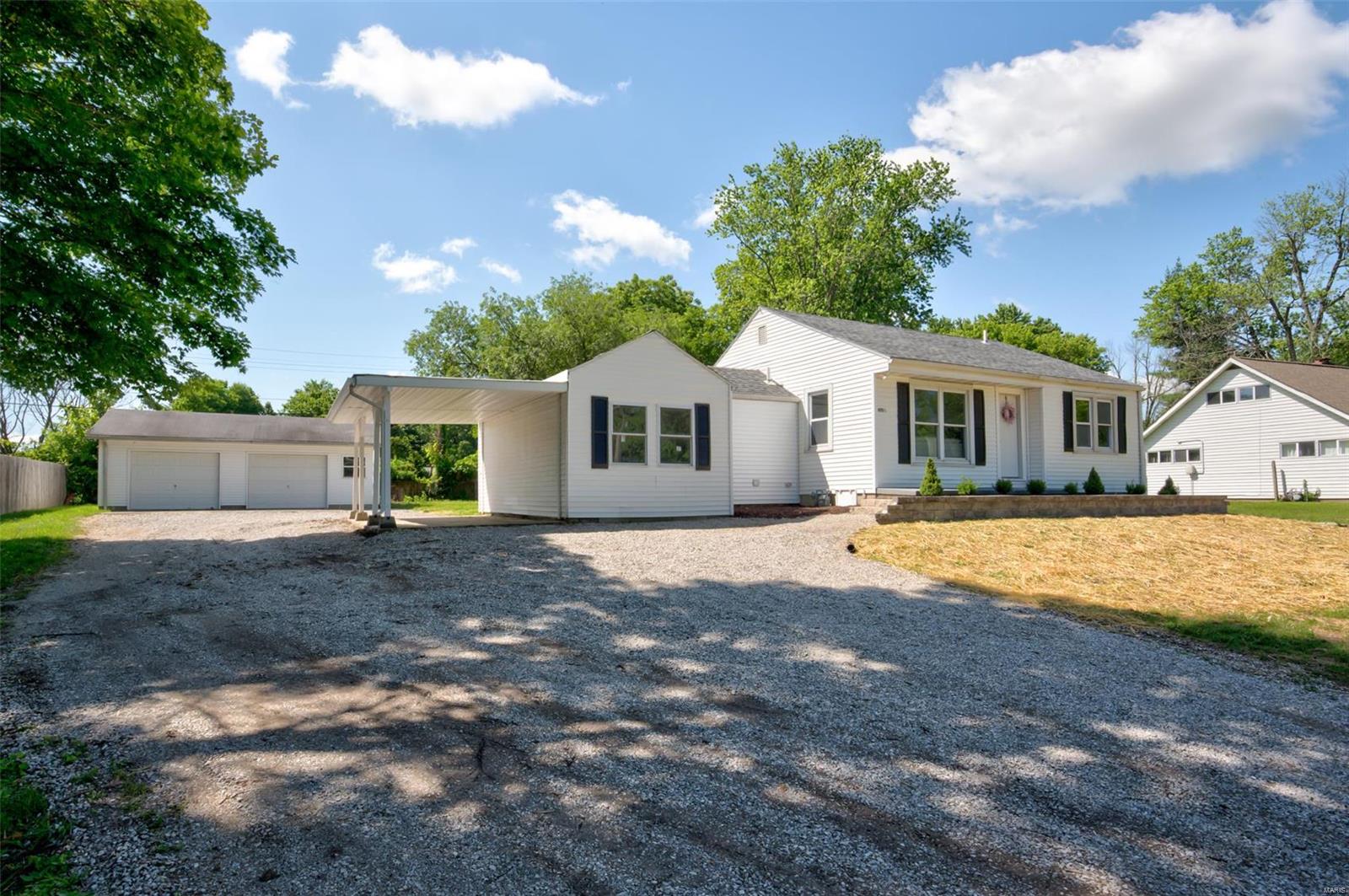 9710 Holy Cross Road Fairview Heights, IL 62208 - Photo 1 of 25 Gallery Image 1