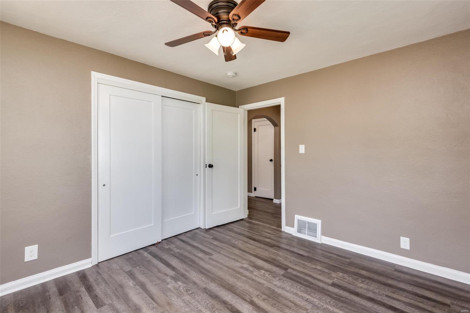 9710 Holy Cross Road Fairview Heights, IL 62208 - Photo 24 of 25 Gallery Image 24